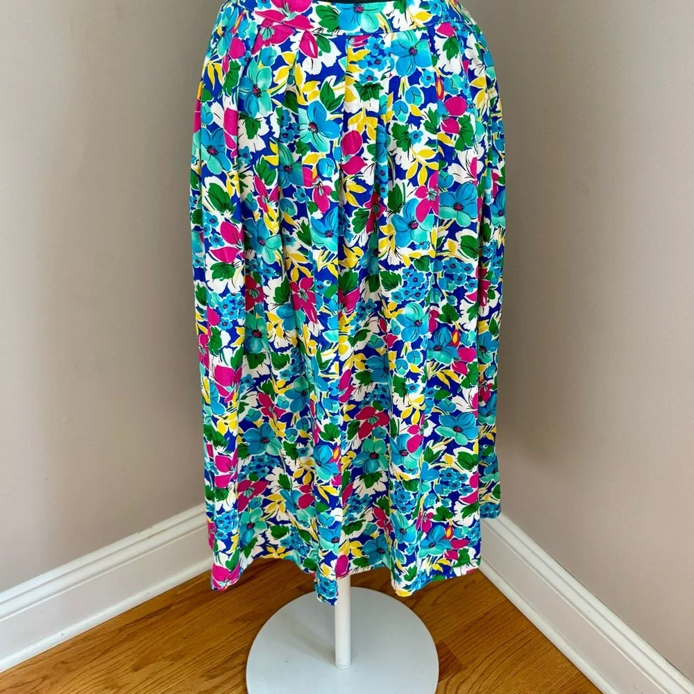 Southern Lady Vintage 1980s colorful floral pleated‎ skirt Jr size 11/12 Rayon